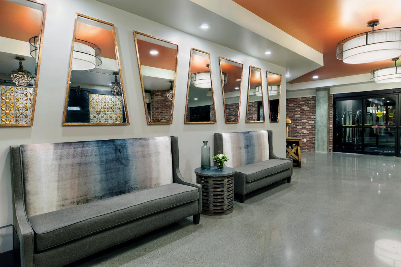 Oxford Suites Paso Robles Exterior photo